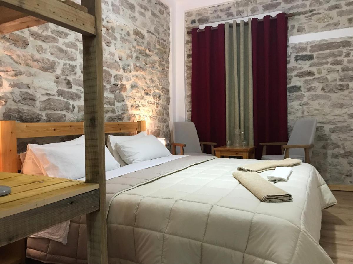 Vila Eri Gjirokastër 외부 사진
