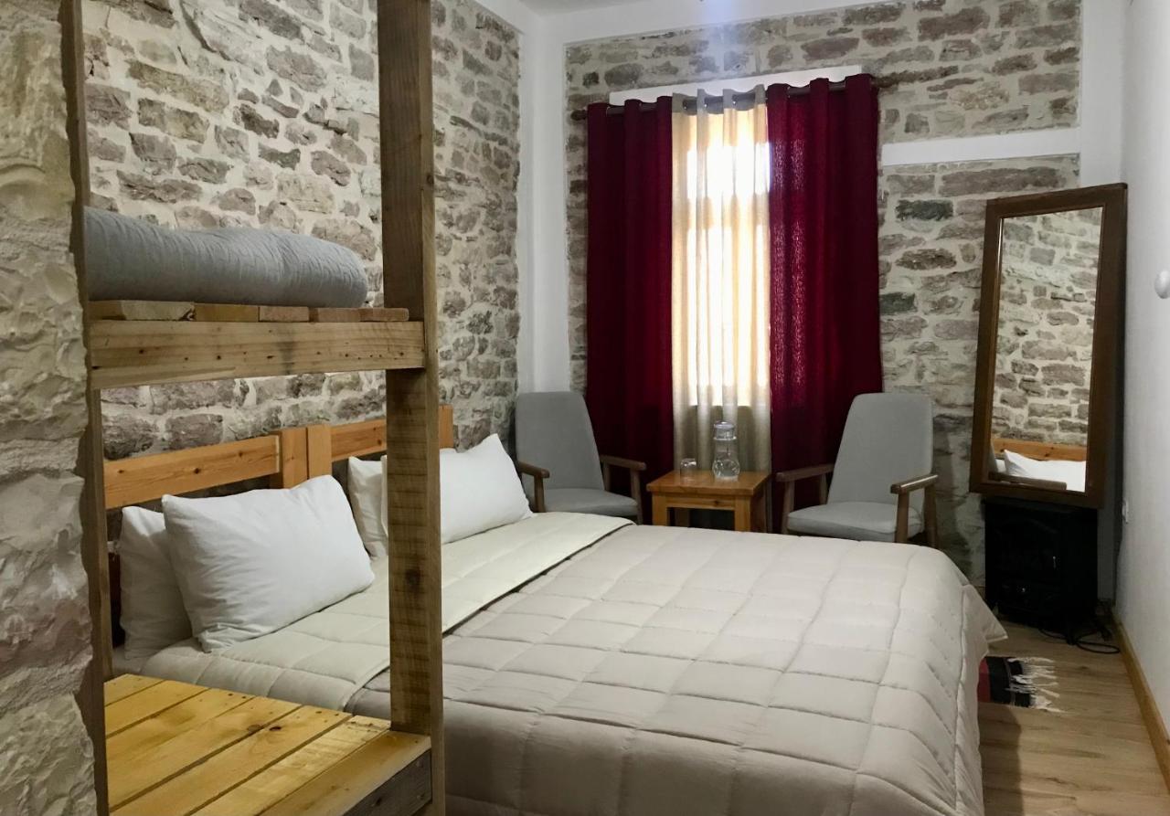 Vila Eri Gjirokastër 외부 사진