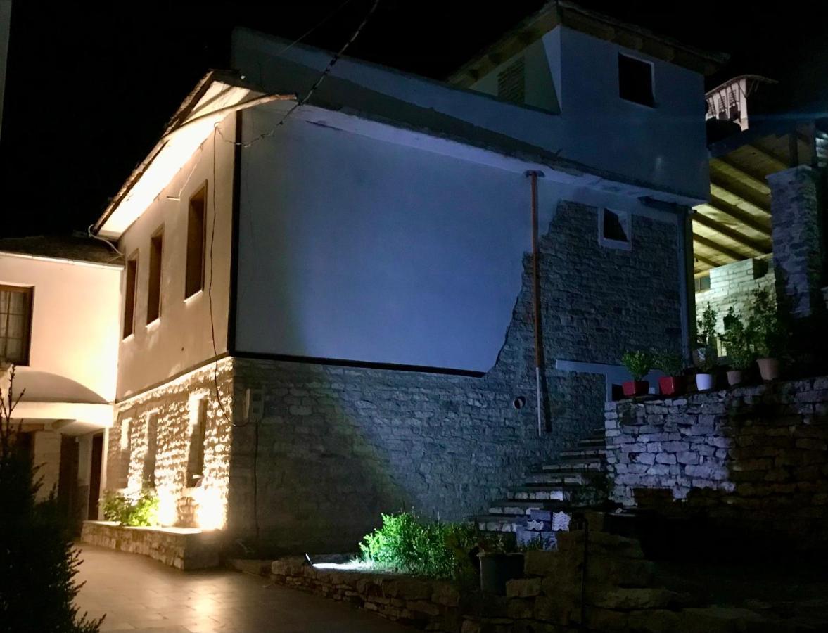 Vila Eri Gjirokastër 외부 사진
