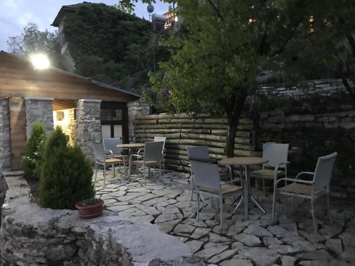 Vila Eri Gjirokastër 외부 사진