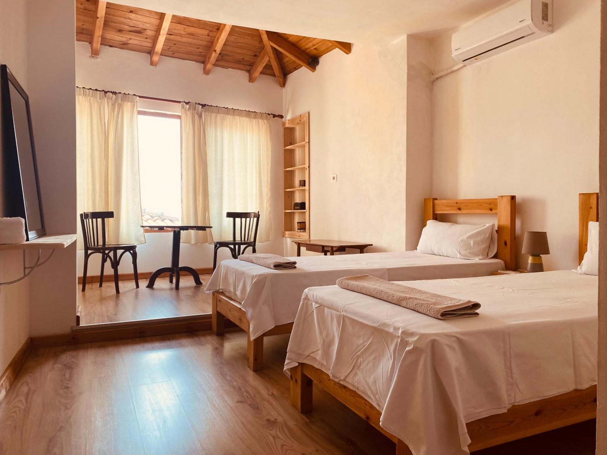 Vila Eri Gjirokastër 외부 사진