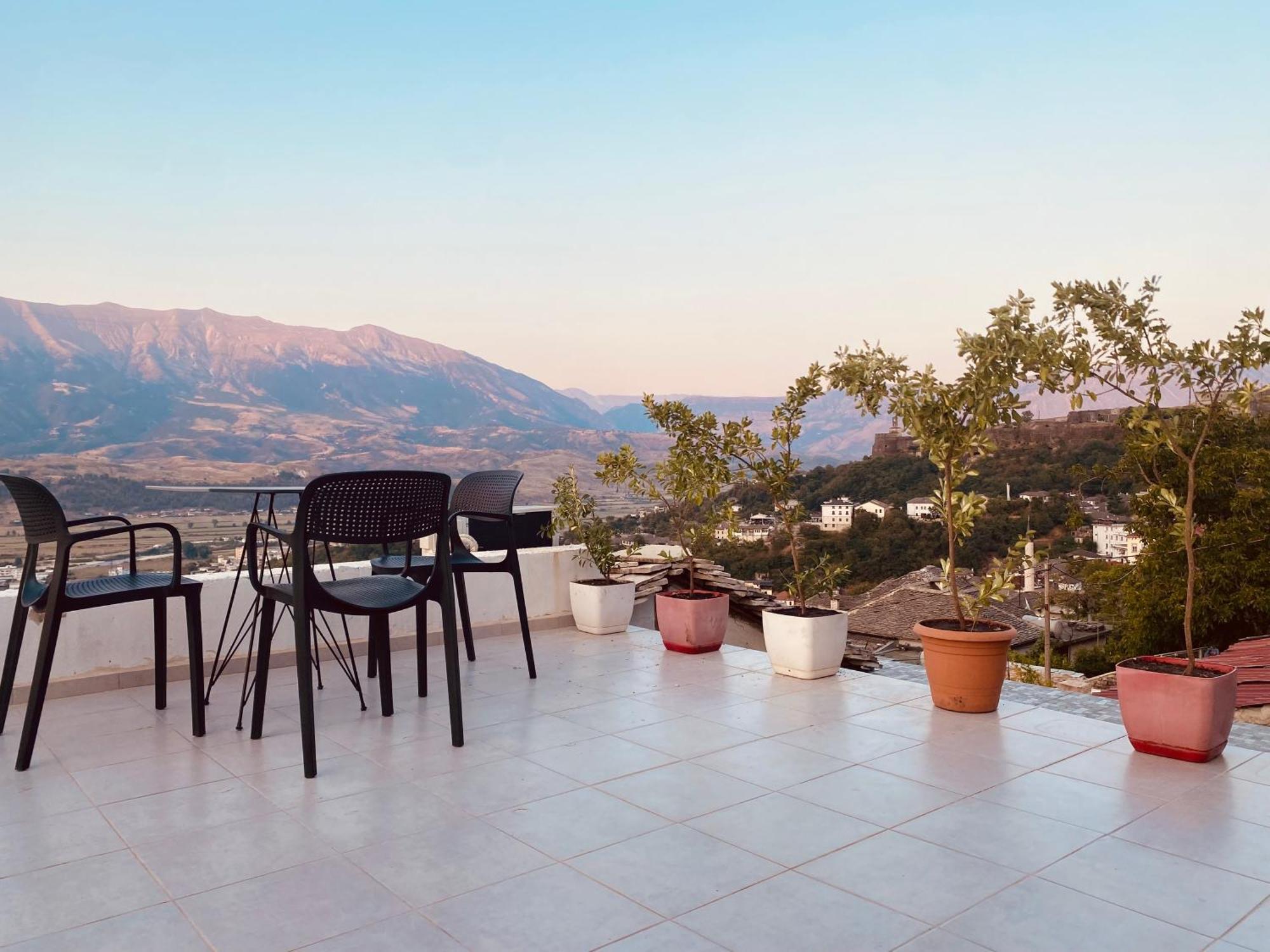 Vila Eri Gjirokastër 외부 사진