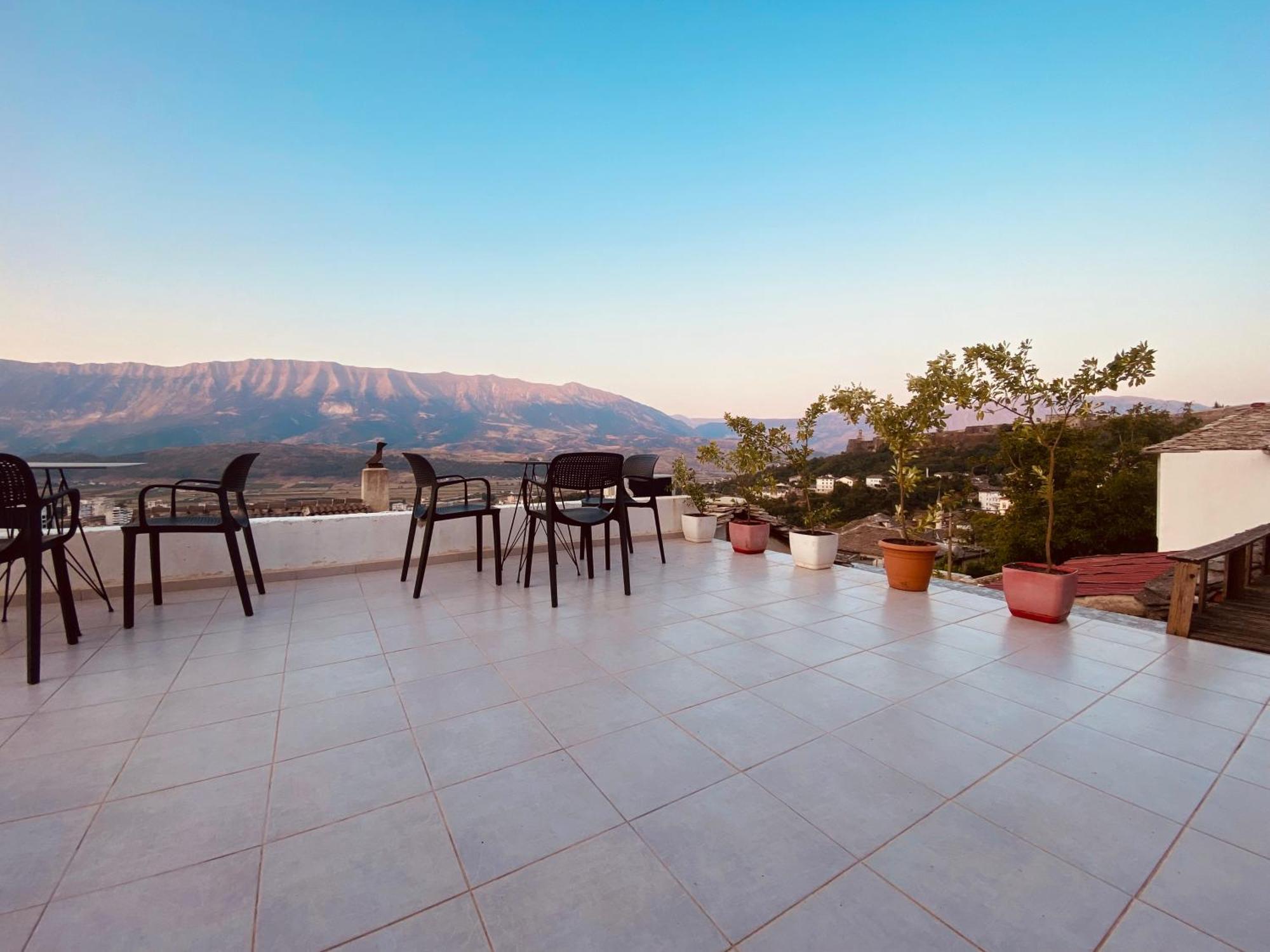 Vila Eri Gjirokastër 외부 사진