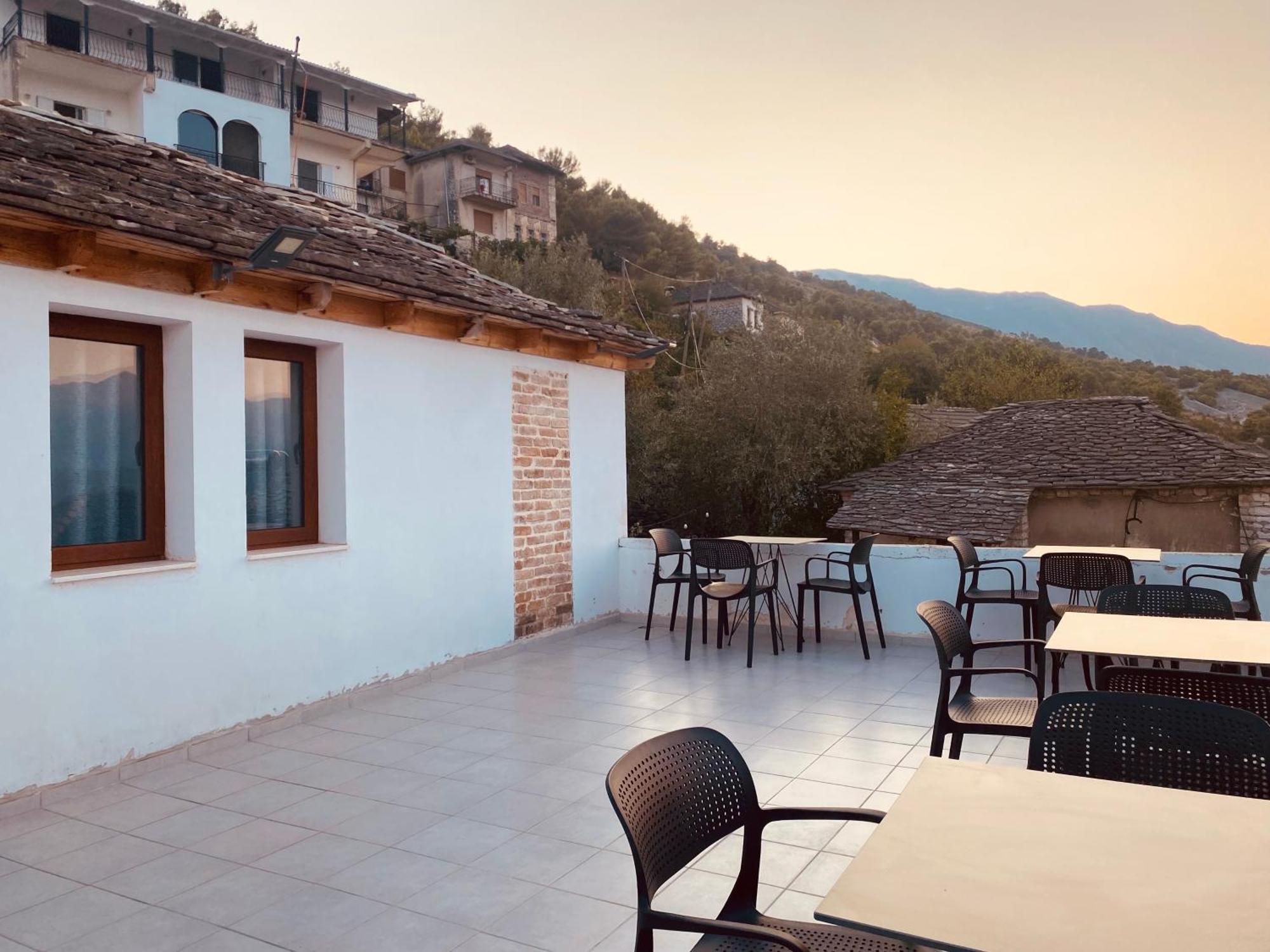 Vila Eri Gjirokastër 외부 사진